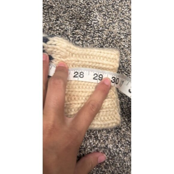 Vintage Nordic Sweater Style Pullover White Blue Knit - Picture 6 of 7